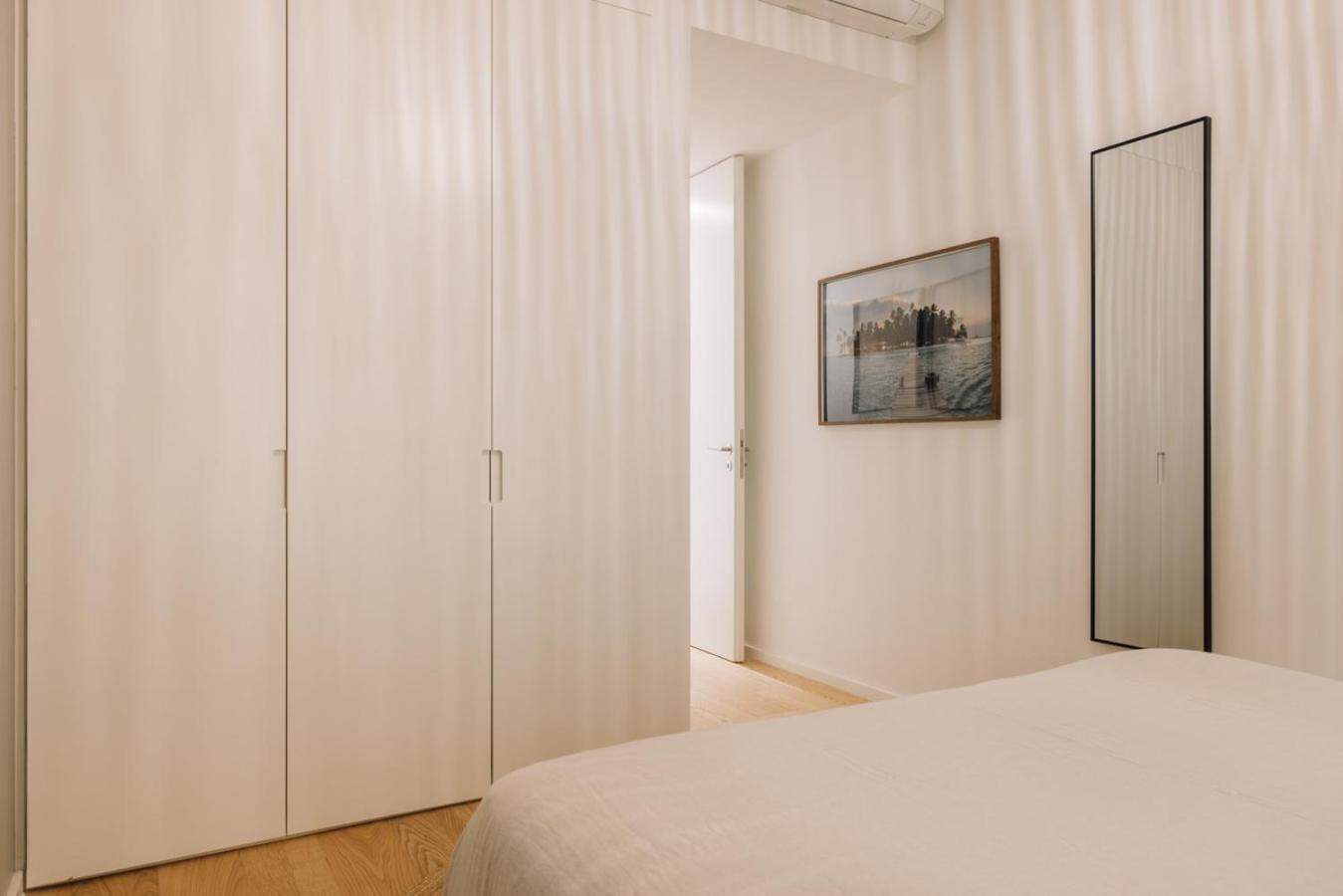 Banyak - 2 Bedrooms And Parking In Arroios * Lissabon